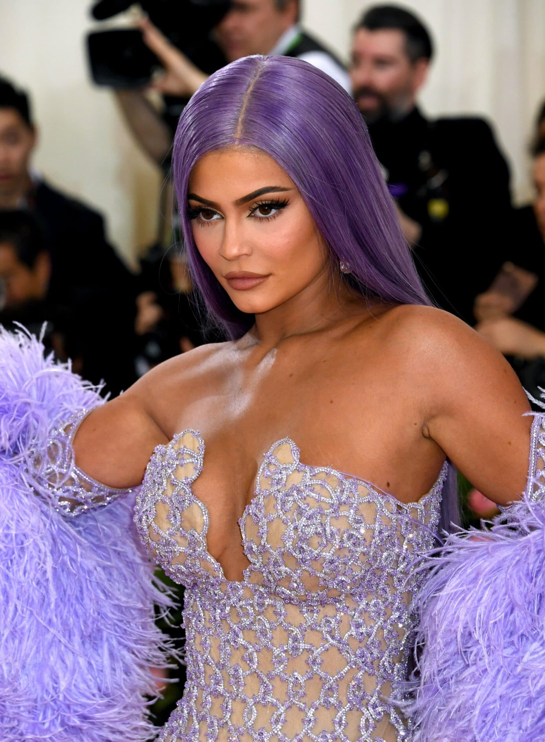 Kylie Jenner Drinks It Every Day, But What Is It and What Does It Do?