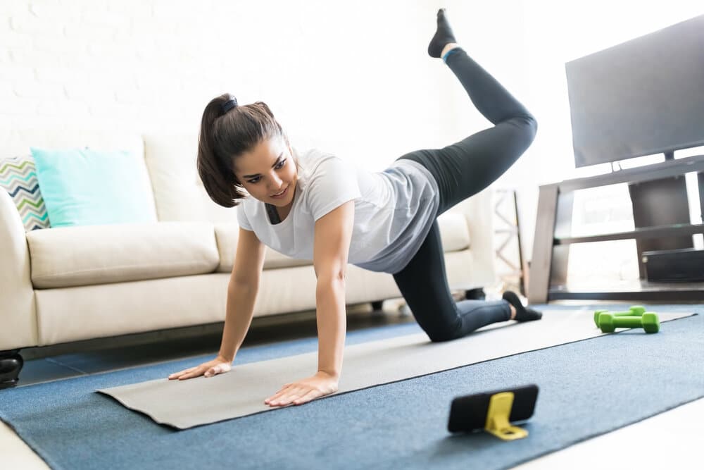Avoiding the Gym? 10 Neighbour-Friendly Exercises For A Full-Flat Workout