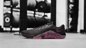 NikeNews FeaturedFootwear Metcon5 AQ1189 006 A original