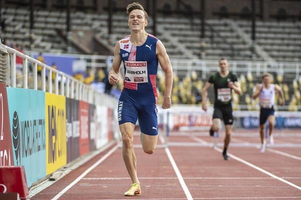 Karsten warholm closes in on young’s 400m hurdles world record