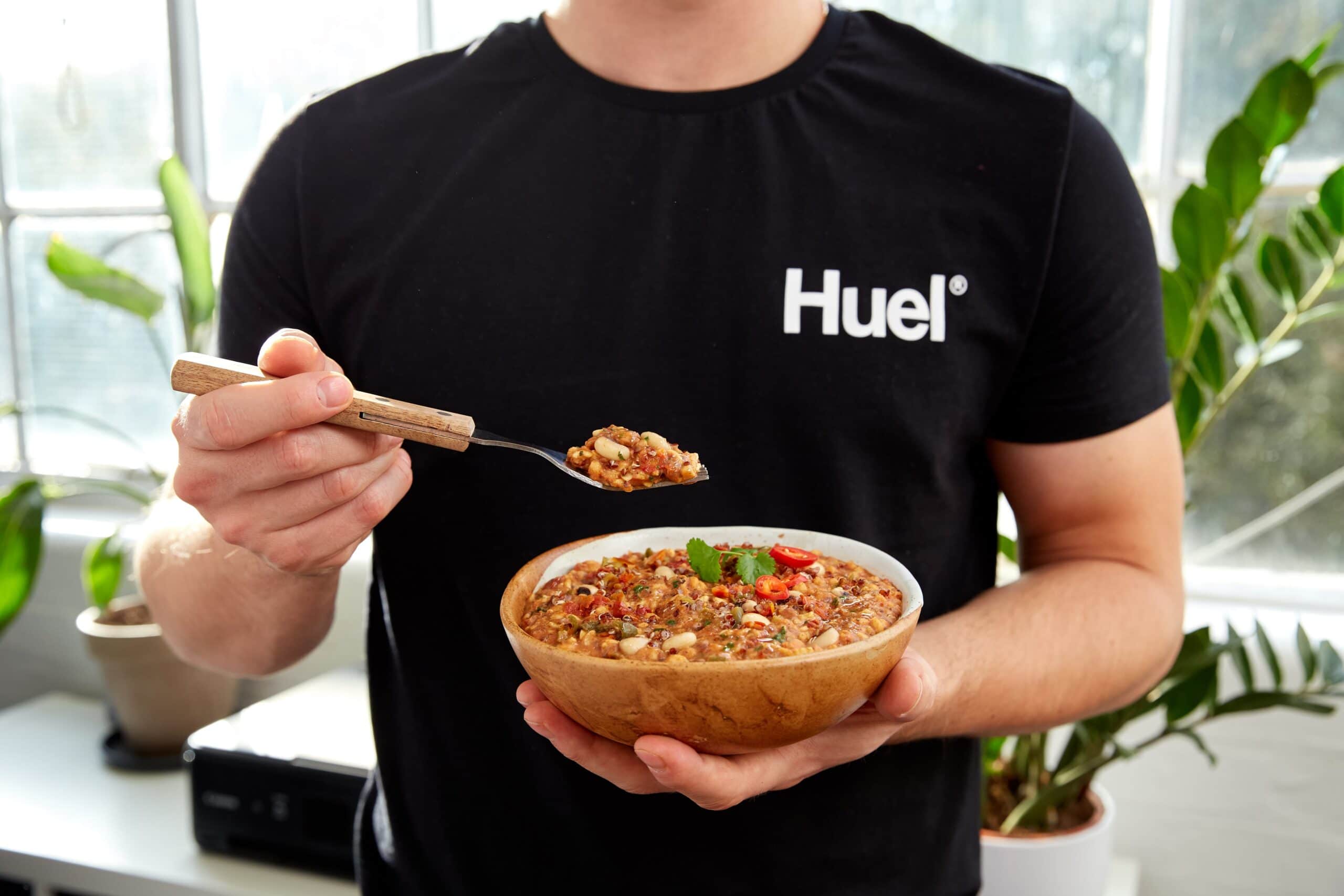 Huel launches new Mexican Chilli flavour Hot & Savoury
