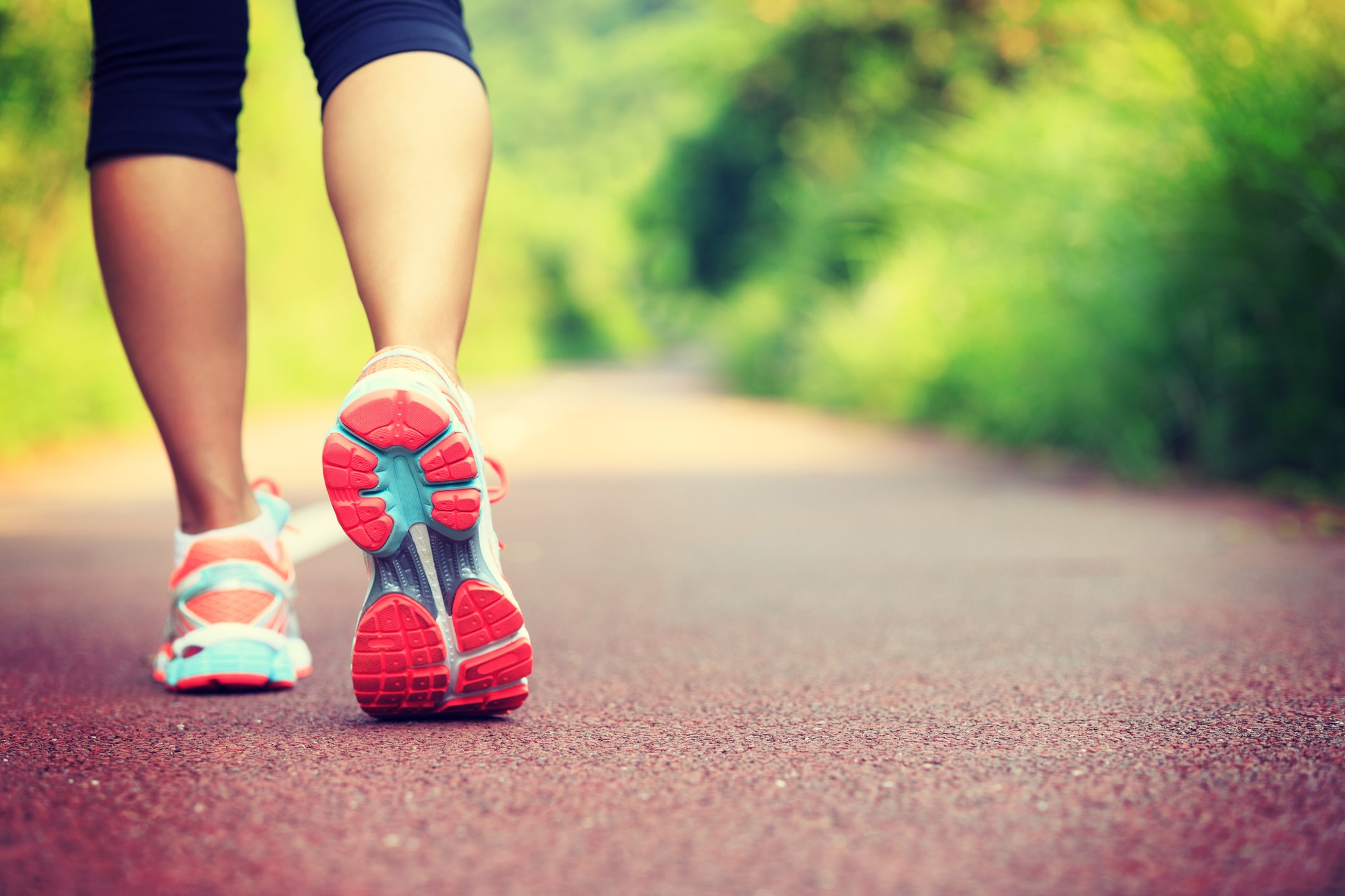 How to choose the right athletic shoes for your workout