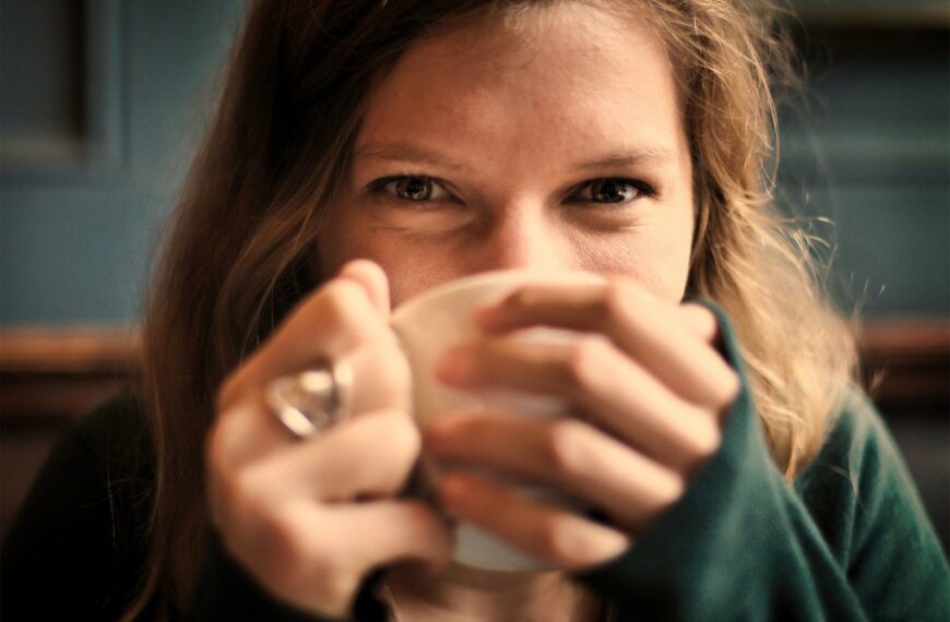 Millennials Ditching Booze For Tea