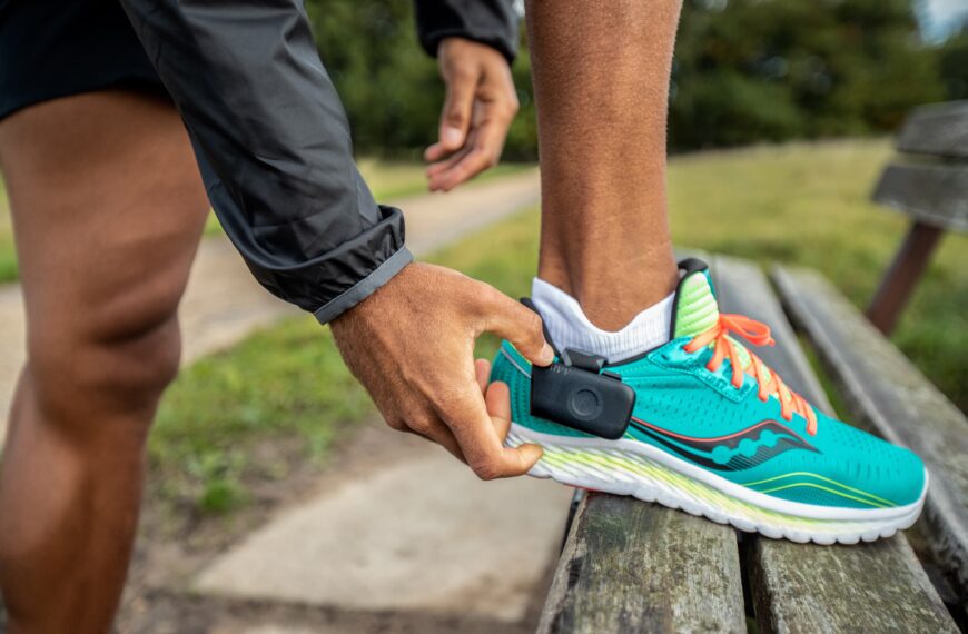 Nurvv Run Review: Can Smart Insoles Help You Run Faster?