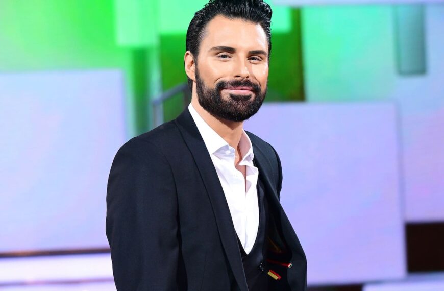 As Rylan Clark-Neal Returns To Twitter – Here Are 6 Signs You Need A Digital Detox