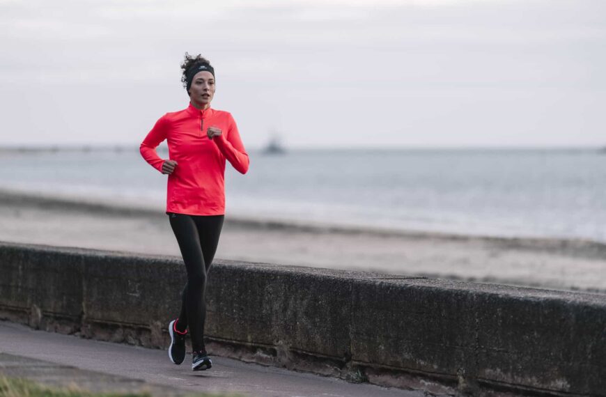 How To Stay Safe When Running Alone