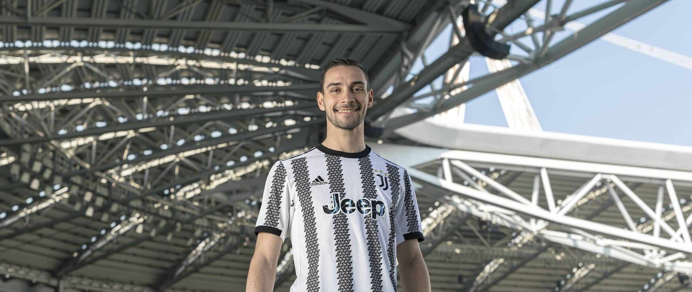 Juventus Unveil Their 2022/23 Home Shirt, Bringing The Magic Of Allianz Stadium To The World