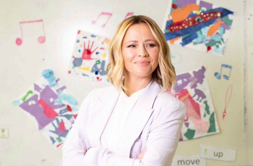 Kimberley walsh on having a thick skin from a young age, and how singing still brings her joy