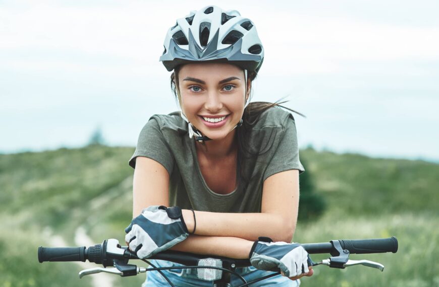 Cycle safety for women: what to wear on the roads