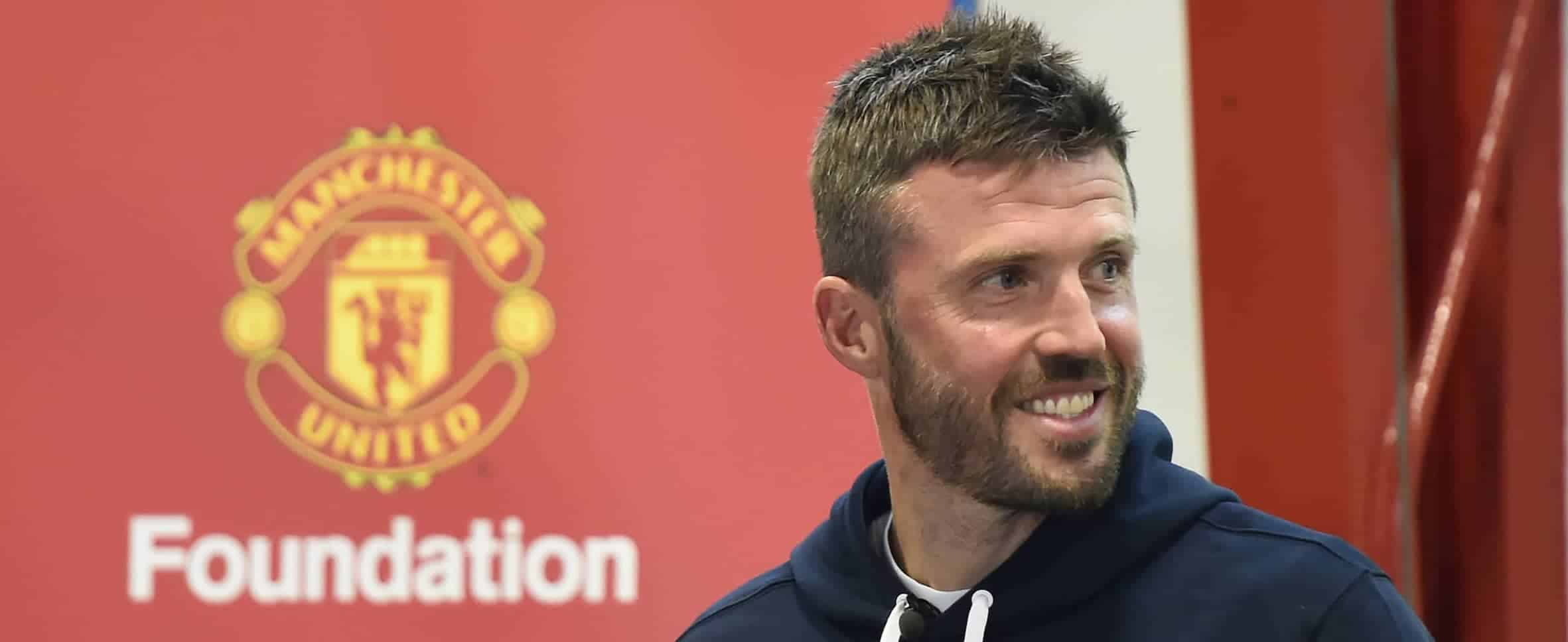 Michael carrick supports manchester united foundation pupils with back-to-school packs