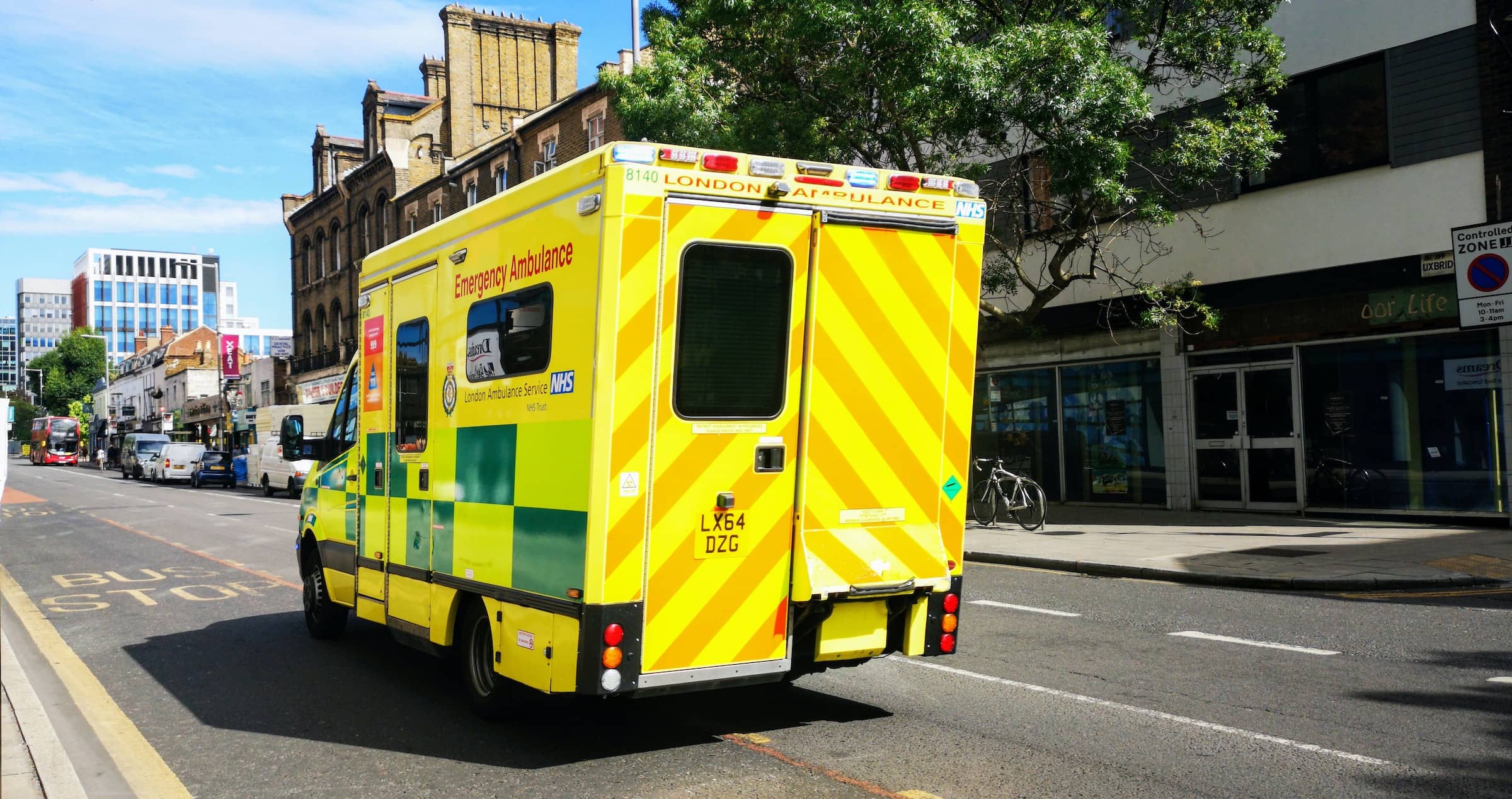 london nhs ambulance